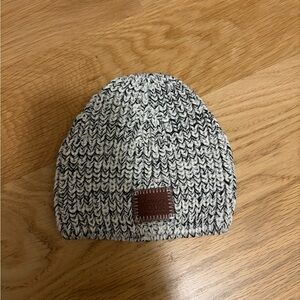 Love Your Melon Kids Beanie - Black & White Marled Knit